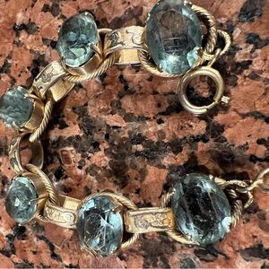 SALE!! Medium stone bracelet